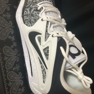 Nike KD15 black and white. These shoes never been worn and are brand new